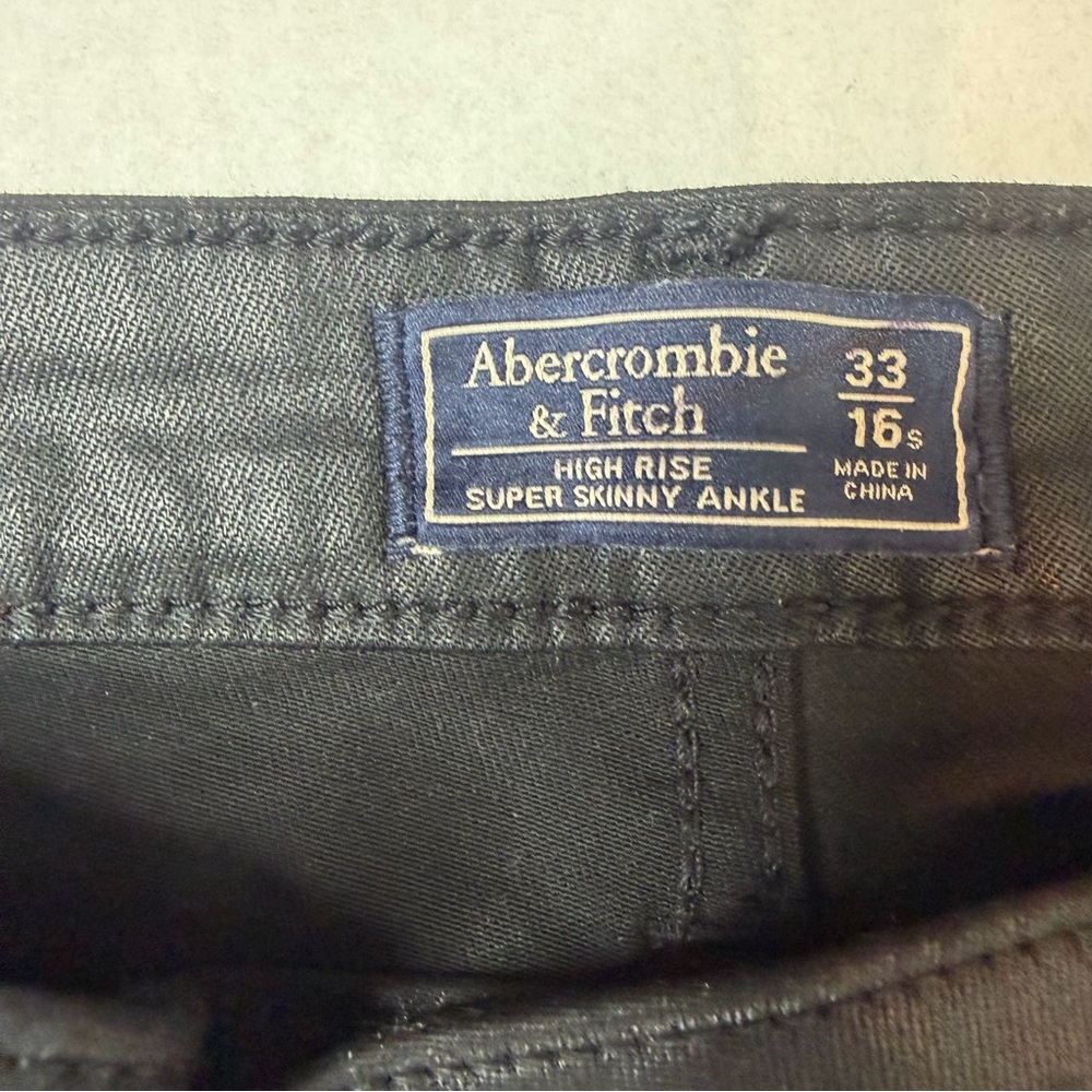 Abercrombie & Fitch High-Rise Super Skinny Ankle Pants Size 33/16s - Picture 3 of 12
